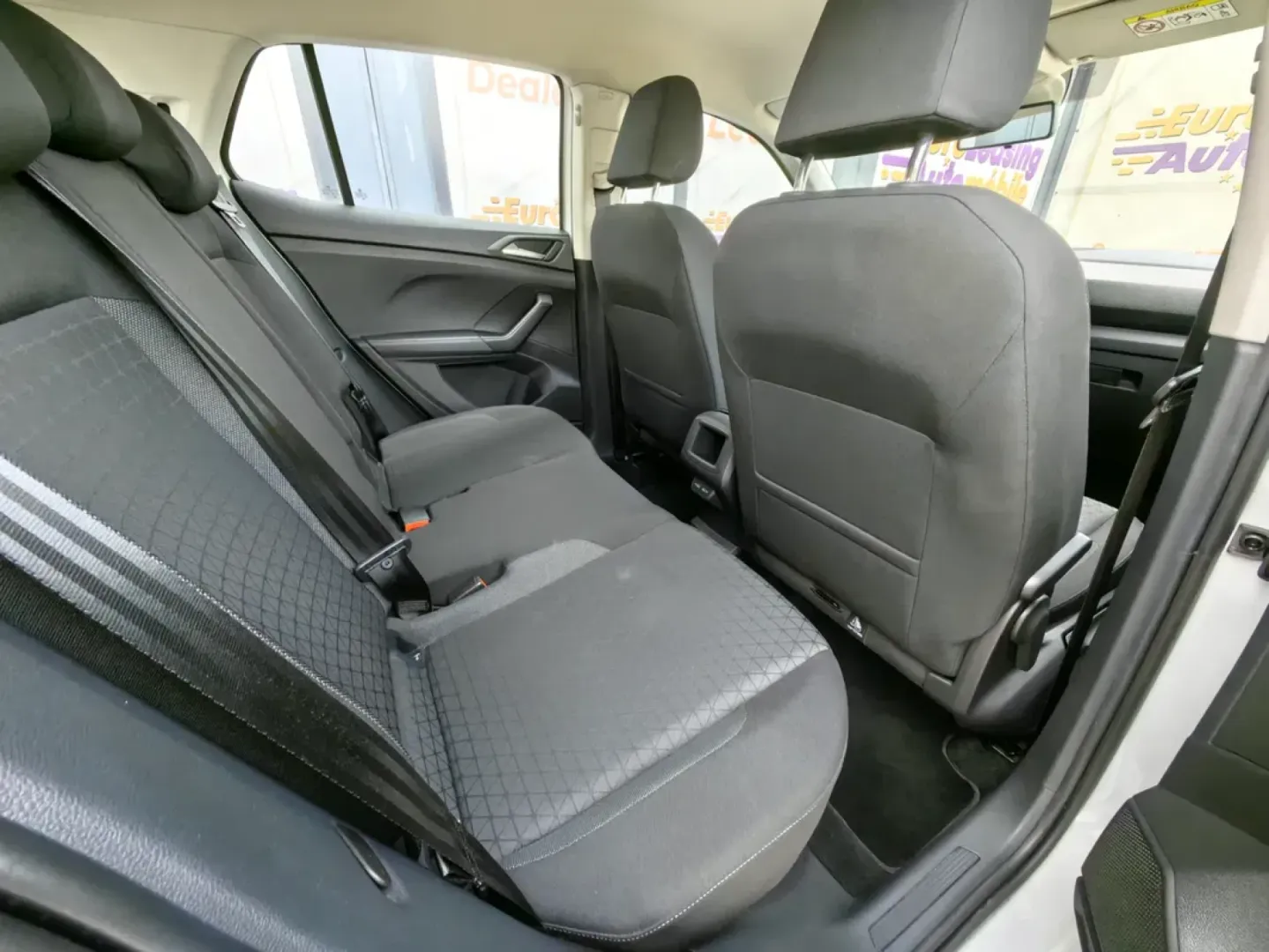 Cumpara/ Vinde online Volkswagen T-Cross 2021 SH, la cel mai bun pret pentru tine!