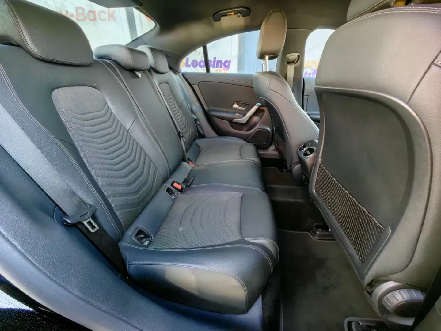 Cumpara/ Vinde online Mercedes-Benz 250 2023 SH, la cel mai bun pret pentru tine!