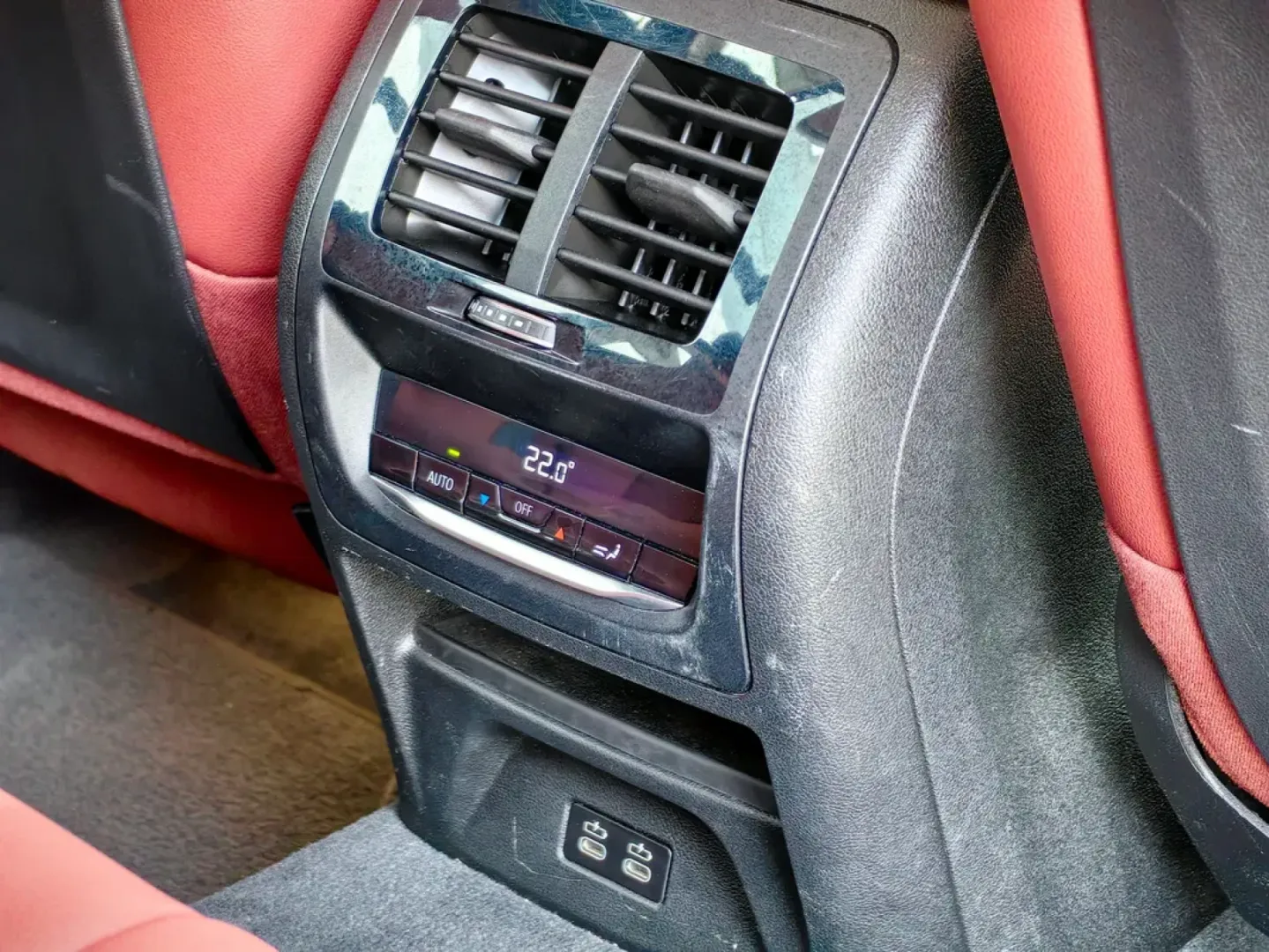 Cumpara/ Vinde online BMW X4 2022 SH, la cel mai bun pret pentru tine!