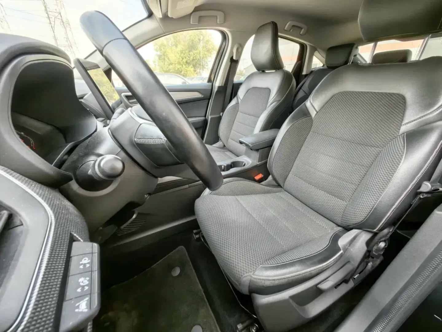 Cumpara/ Vinde online Renault  Arkana 2022 SH, la cel mai bun pret pentru tine!