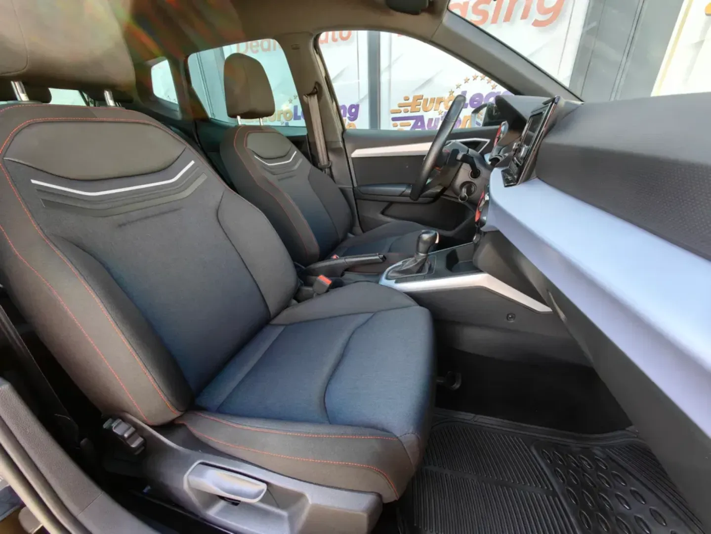 Cumpara/ Vinde online Seat Arona 2023 SH, la cel mai bun pret pentru tine!