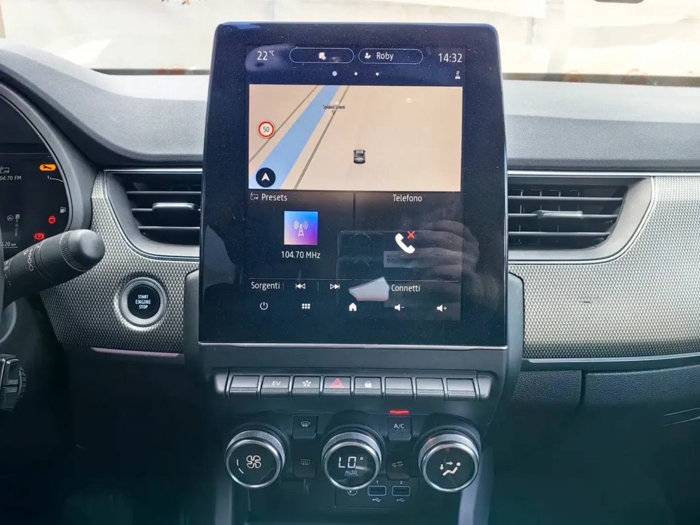 Cumpara/ Vinde online Renault  Arkana 2022 SH, la cel mai bun pret pentru tine!
