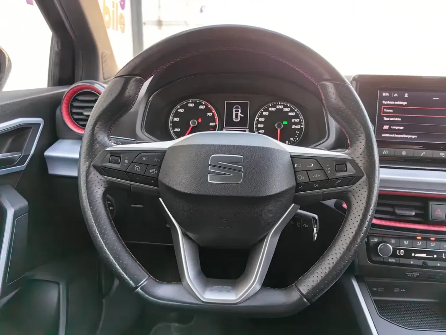 Cumpara/ Vinde online Seat Arona 2023 SH, la cel mai bun pret pentru tine!