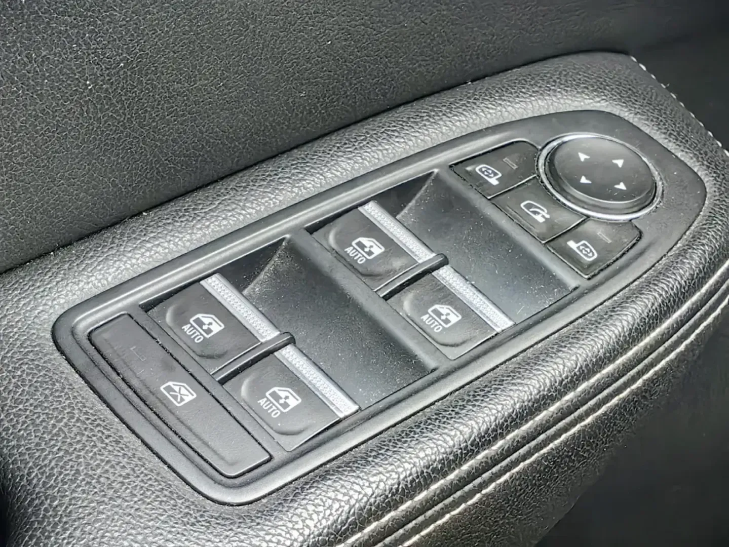 Cumpara/ Vinde online Renault  Arkana 2022 SH, la cel mai bun pret pentru tine!