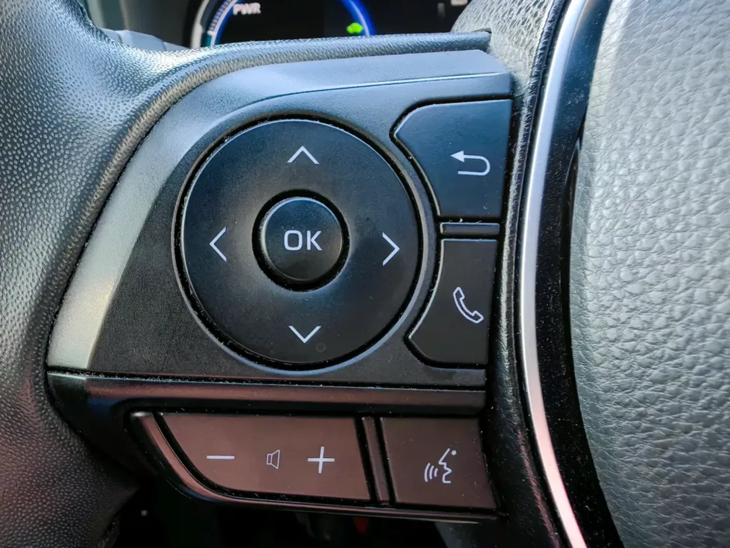 Cumpara/ Vinde online Toyota RAV 4 2022 SH, la cel mai bun pret pentru tine!