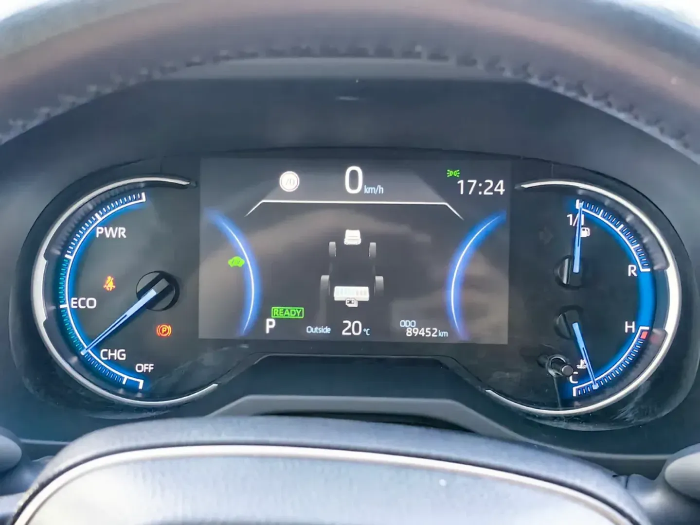 Cumpara/ Vinde online Toyota RAV 4 2022 SH, la cel mai bun pret pentru tine!
