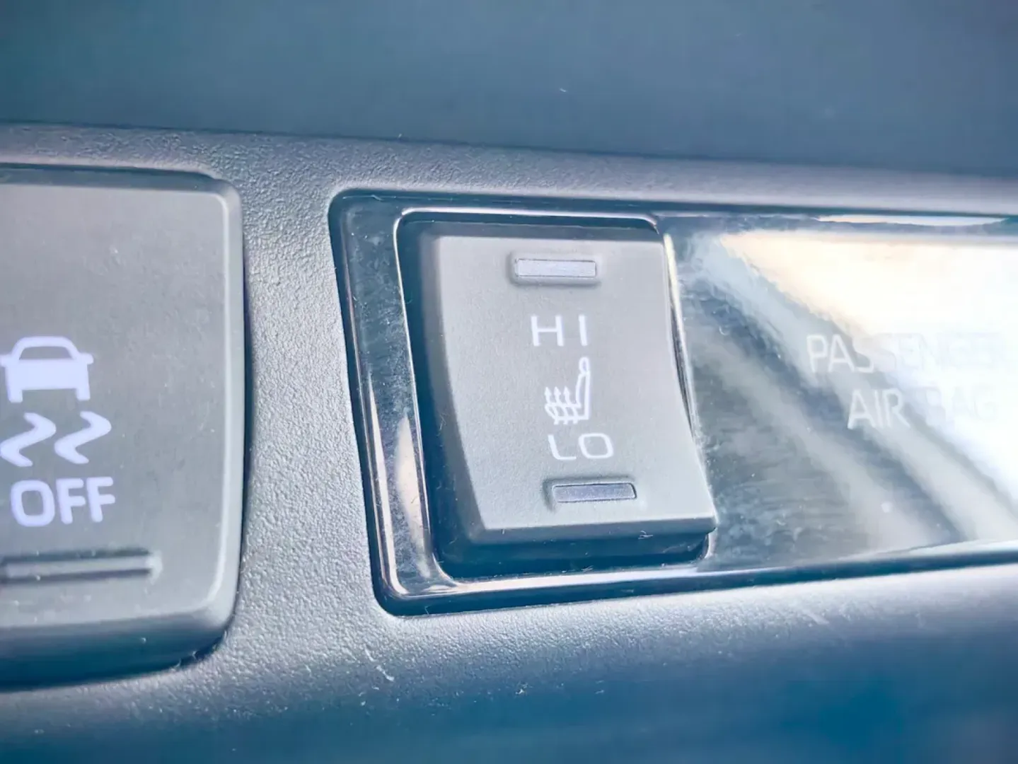 Cumpara/ Vinde online Toyota RAV 4 2022 SH, la cel mai bun pret pentru tine!