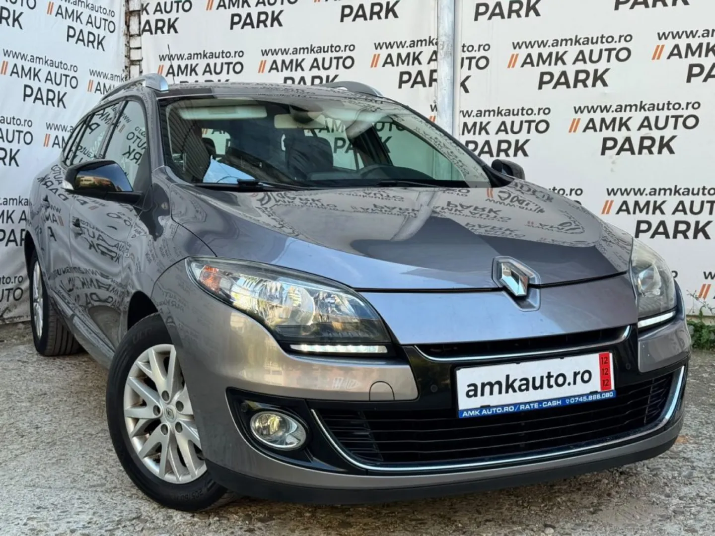 Cumpara/ Vinde online Renault  Megane 2013 SH, la cel mai bun pret pentru tine!