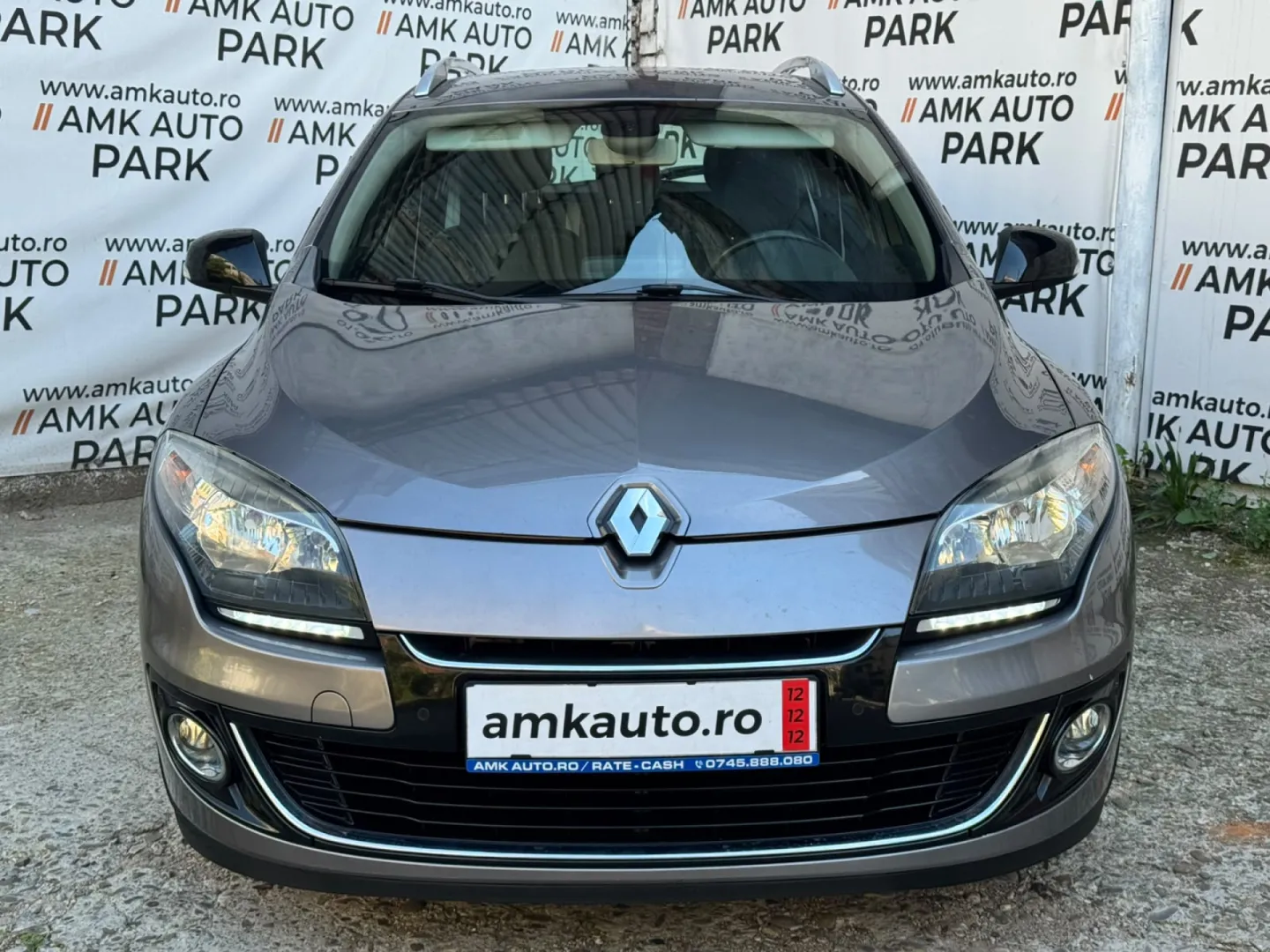 Cumpara/ Vinde online Renault  Megane 2013 SH, la cel mai bun pret pentru tine!