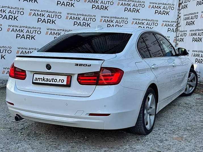 Cumpără / Vinde BMW 320 2013 SH, la cel mai bun pret pentru tine!