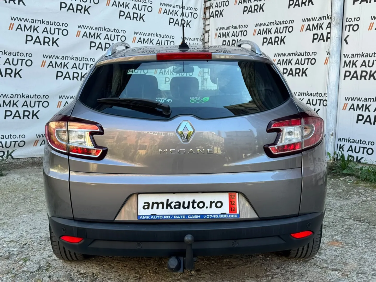 Cumpara/ Vinde online Renault  Megane 2013 SH, la cel mai bun pret pentru tine!