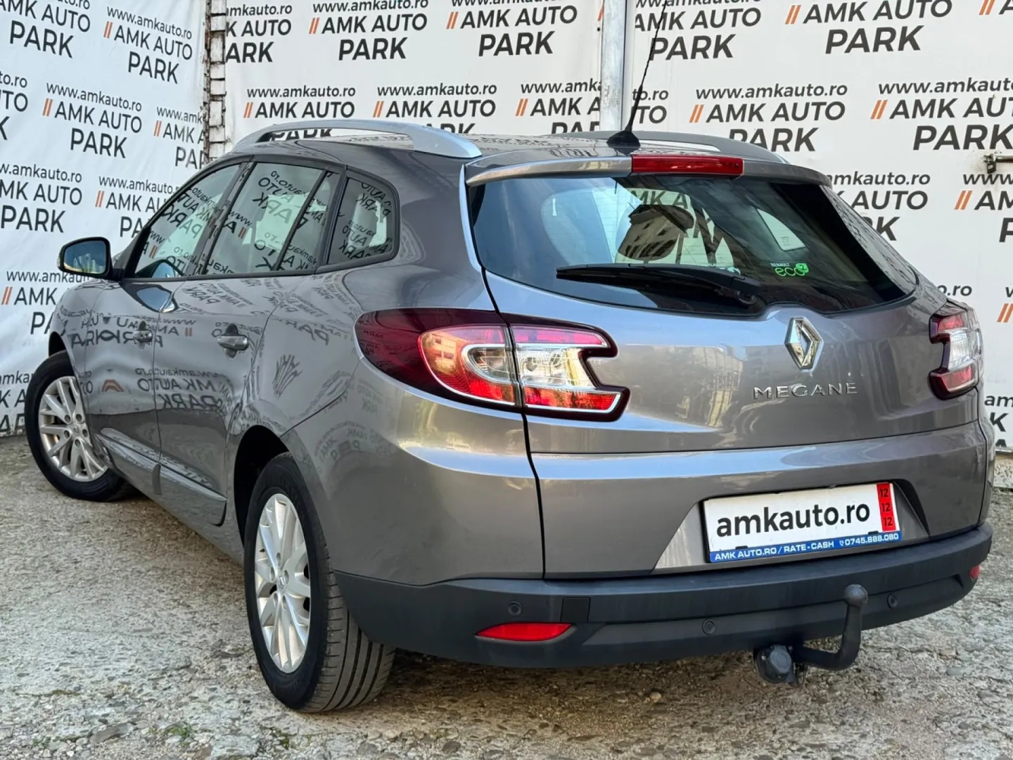 Cumpara/ Vinde online Renault  Megane 2013 SH, la cel mai bun pret pentru tine!