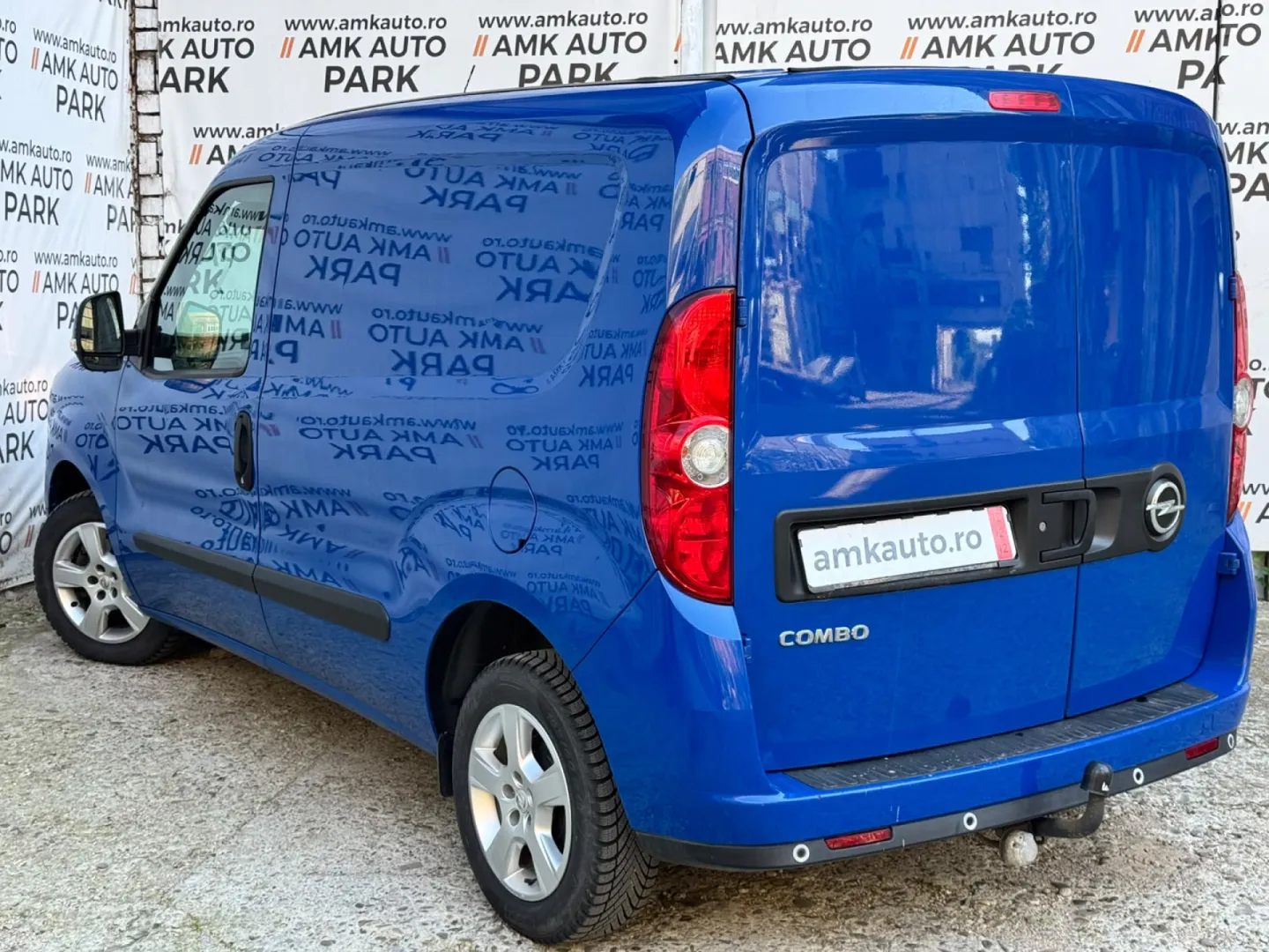 Cumpara/ Vinde online Opel Combo 2017 SH, la cel mai bun pret pentru tine!