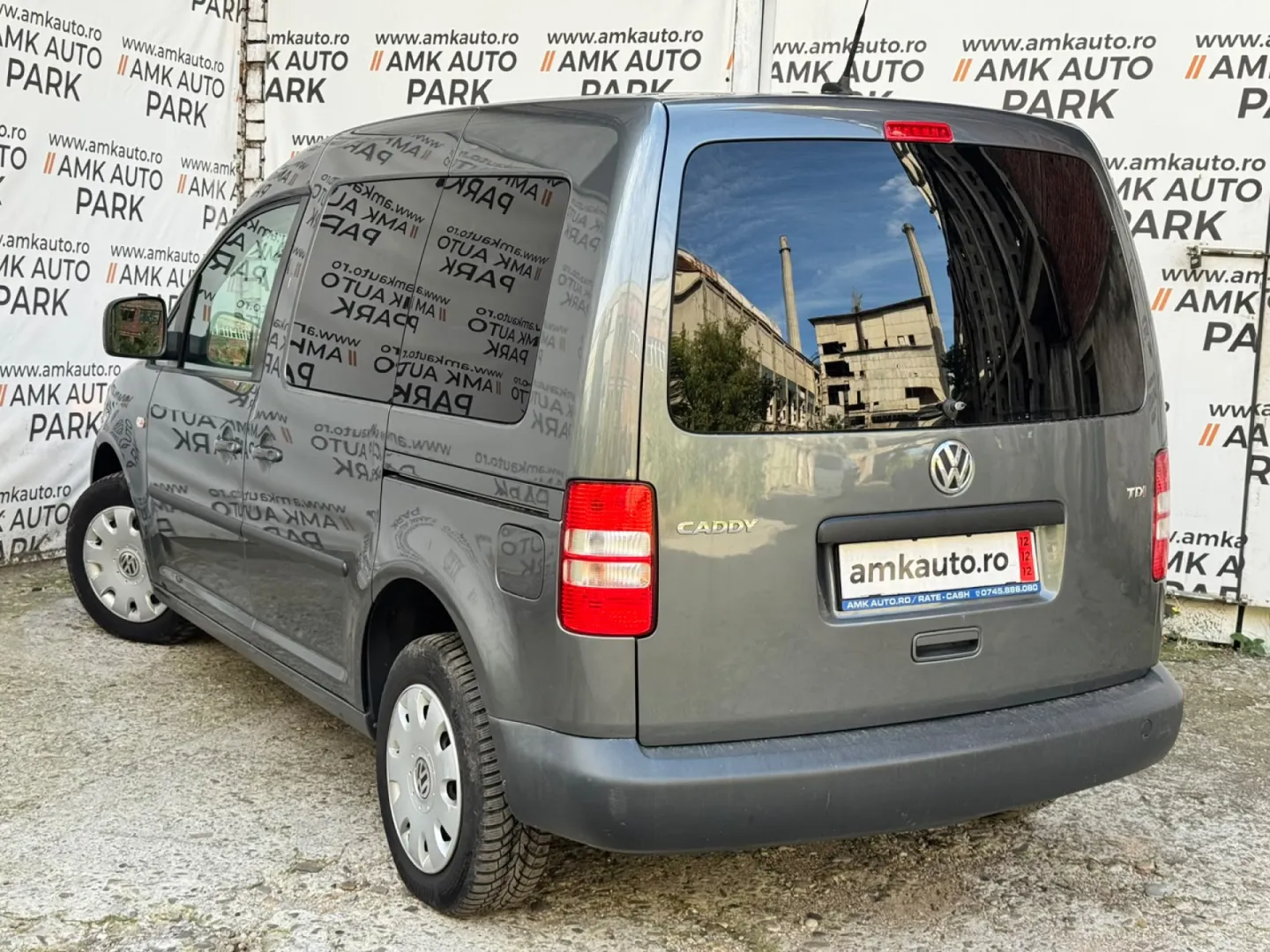 Cumpara/ Vinde online Volkswagen Caddy 2011 SH, la cel mai bun pret pentru tine!