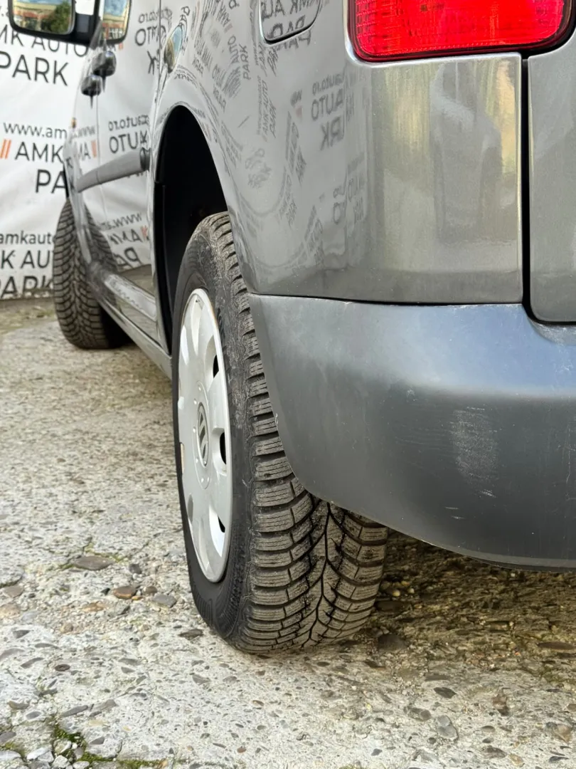 Cumpara/ Vinde online Volkswagen Caddy 2011 SH, la cel mai bun pret pentru tine!