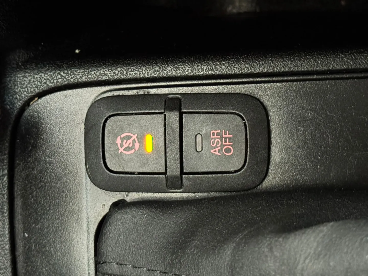 Cumpara/ Vinde online Opel Combo 2017 SH, la cel mai bun pret pentru tine!