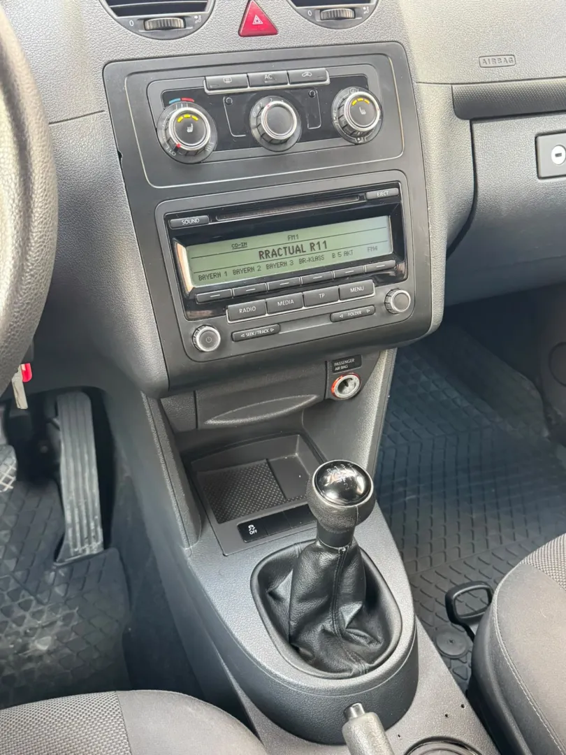 Cumpara/ Vinde online Volkswagen Caddy 2011 SH, la cel mai bun pret pentru tine!