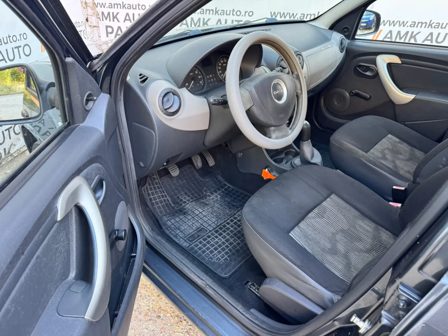 Cumpara/ Vinde online Dacia Sandero 2009 SH, la cel mai bun pret pentru tine!