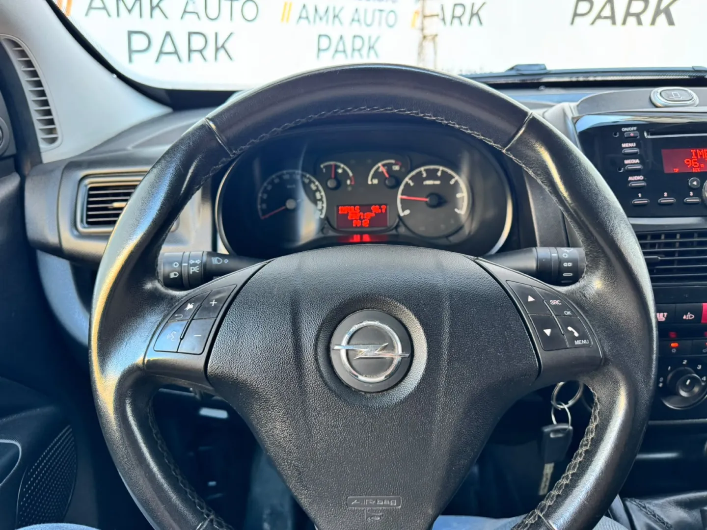Cumpara/ Vinde online Opel Combo 2017 SH, la cel mai bun pret pentru tine!