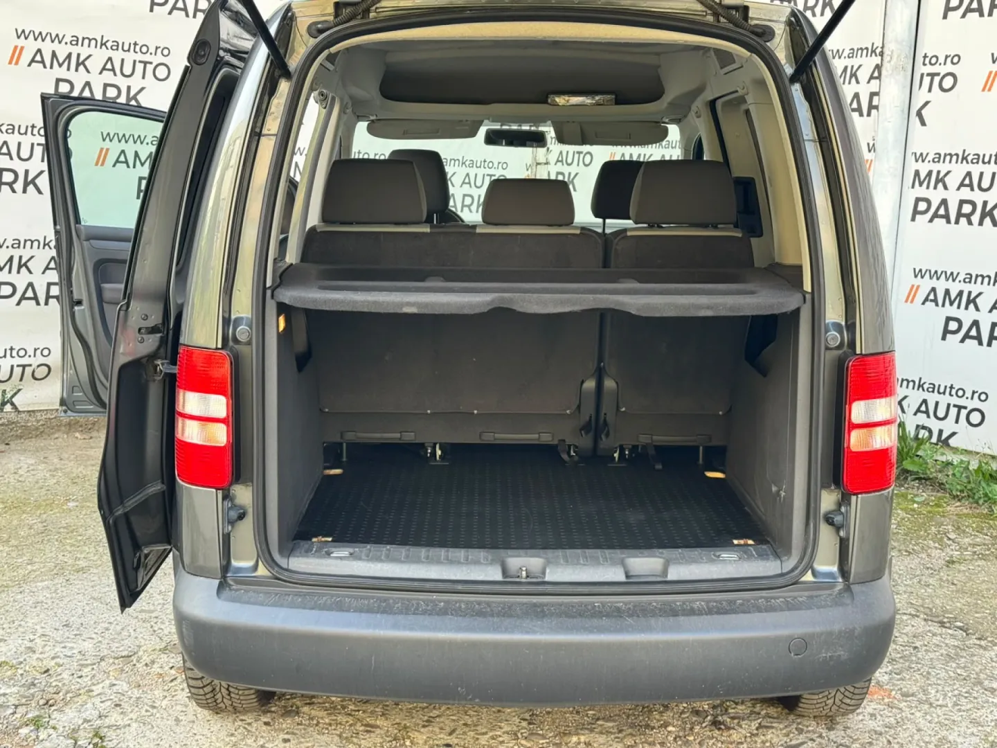 Cumpara/ Vinde online Volkswagen Caddy 2011 SH, la cel mai bun pret pentru tine!