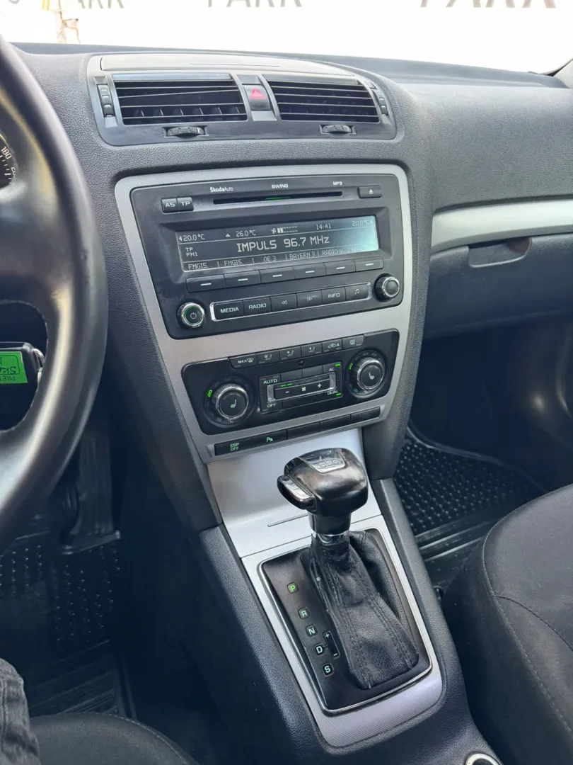 Cumpara/ Vinde online Skoda Octavia 2009 SH, la cel mai bun pret pentru tine!