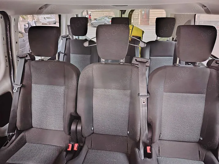 Cumpără / Vinde Ford Transit Custom 2013 SH, la cel mai bun pret pentru tine!