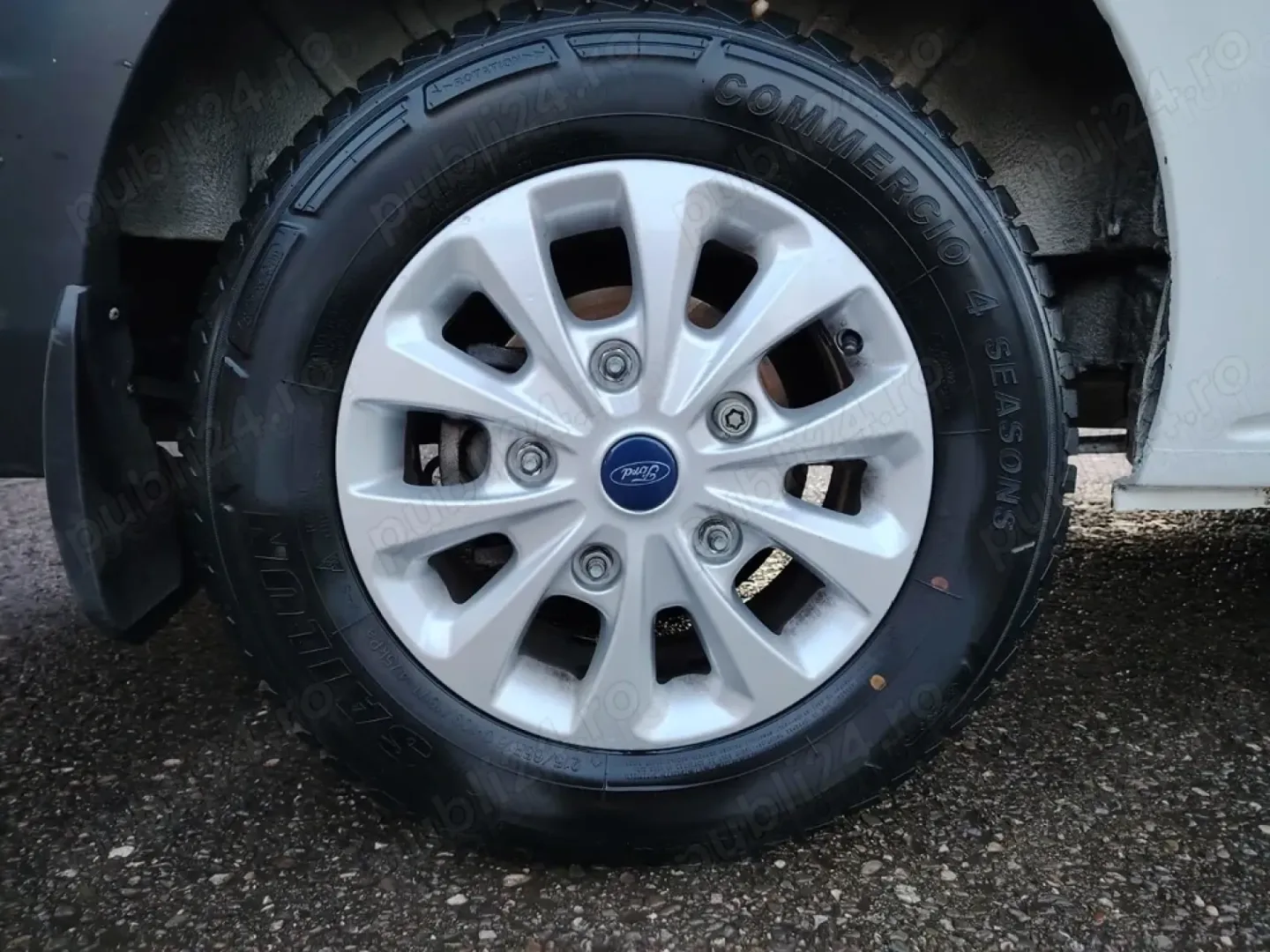 Cumpara/ Vinde online Ford Transit Custom 2013 SH, la cel mai bun pret pentru tine!