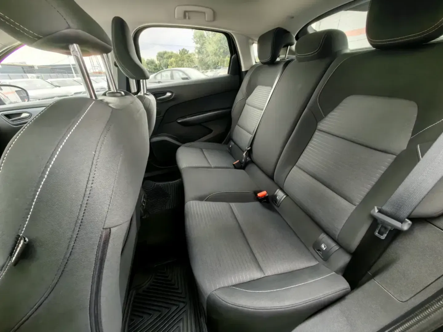 Cumpara/ Vinde online Renault Arkana 2023 SH, la cel mai bun pret pentru tine!