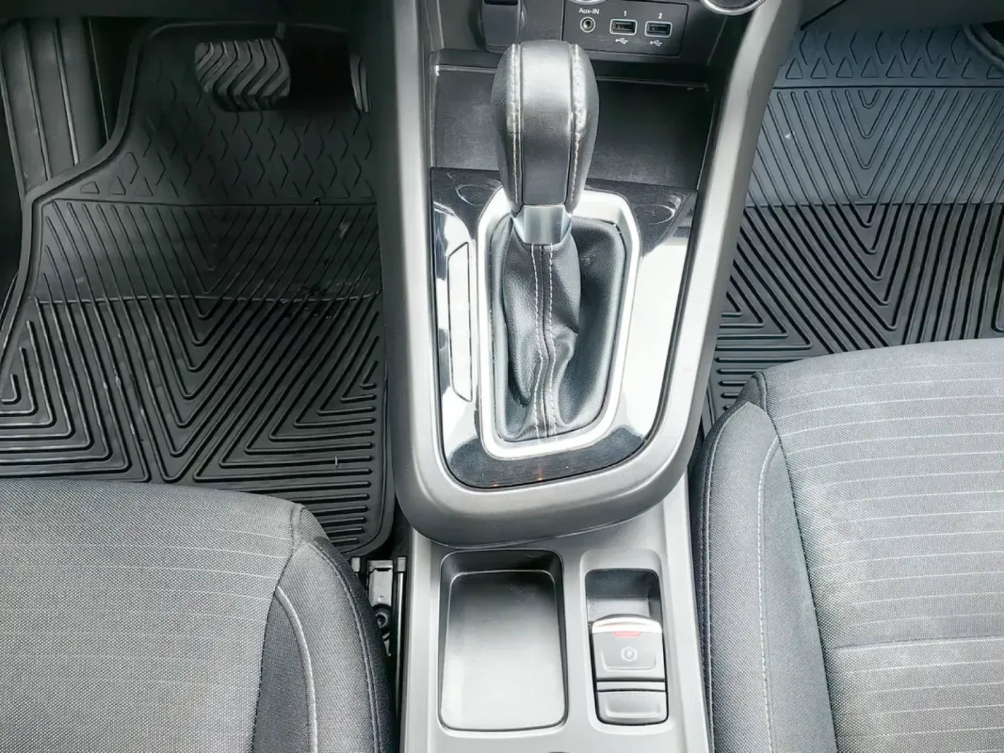 Cumpara/ Vinde online Renault Arkana 2023 SH, la cel mai bun pret pentru tine!