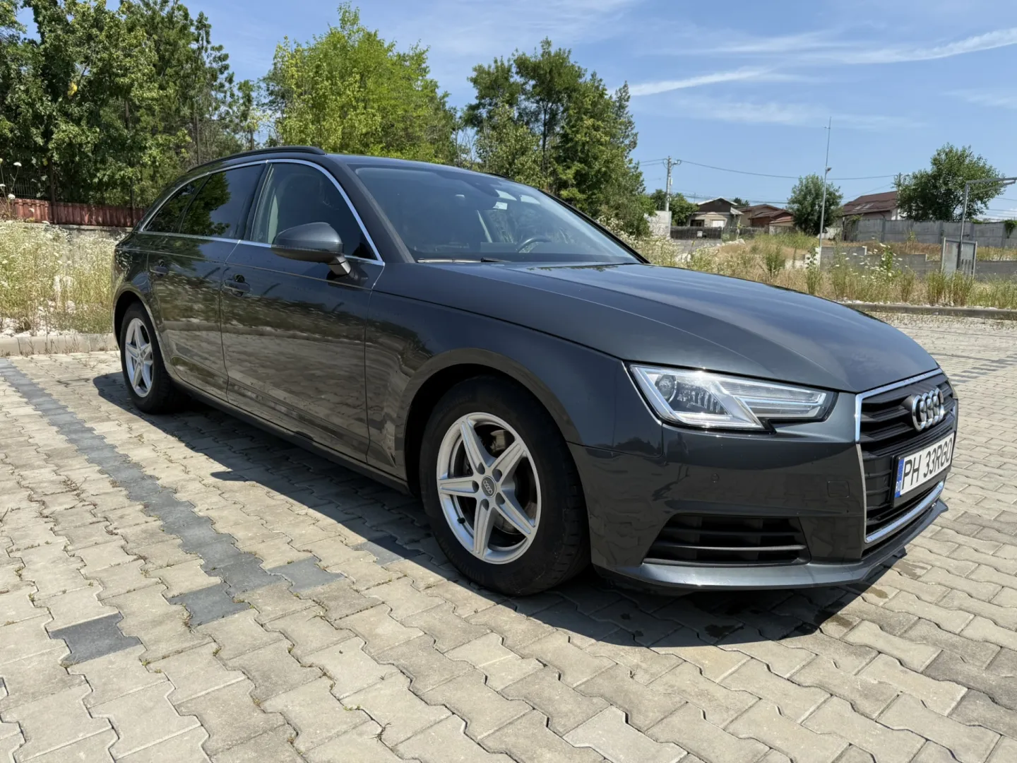 Cumpara/ Vinde online Audi A4 2017 SH, la cel mai bun pret pentru tine!