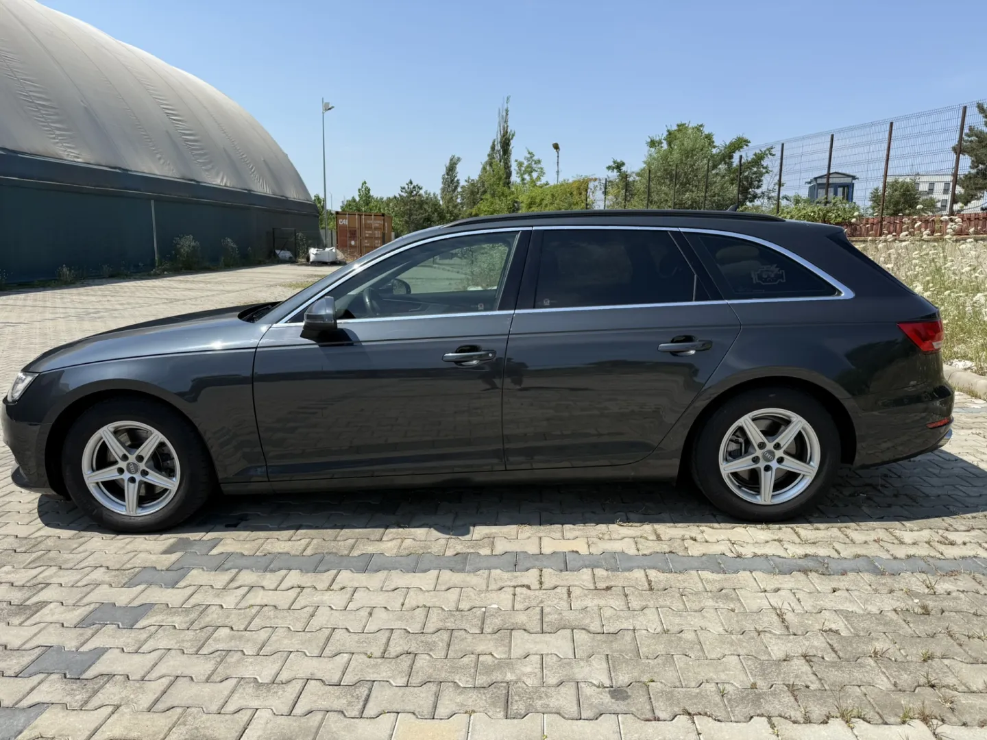 Cumpara/ Vinde online Audi A4 2017 SH, la cel mai bun pret pentru tine!