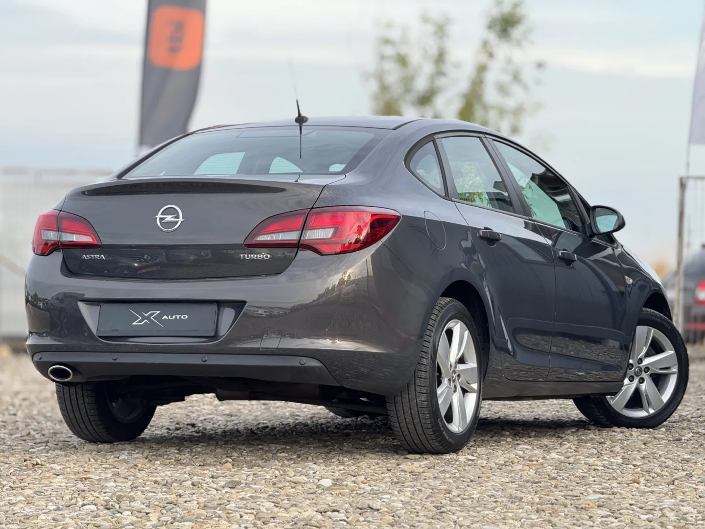 Cumpara/ Vinde online Opel Astra 2013 SH, la cel mai bun pret pentru tine!