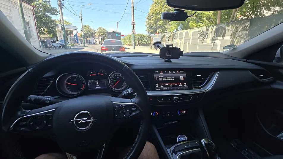 Cumpără / Vinde Opel Insignia 2018 SH, la cel mai bun pret pentru tine!
