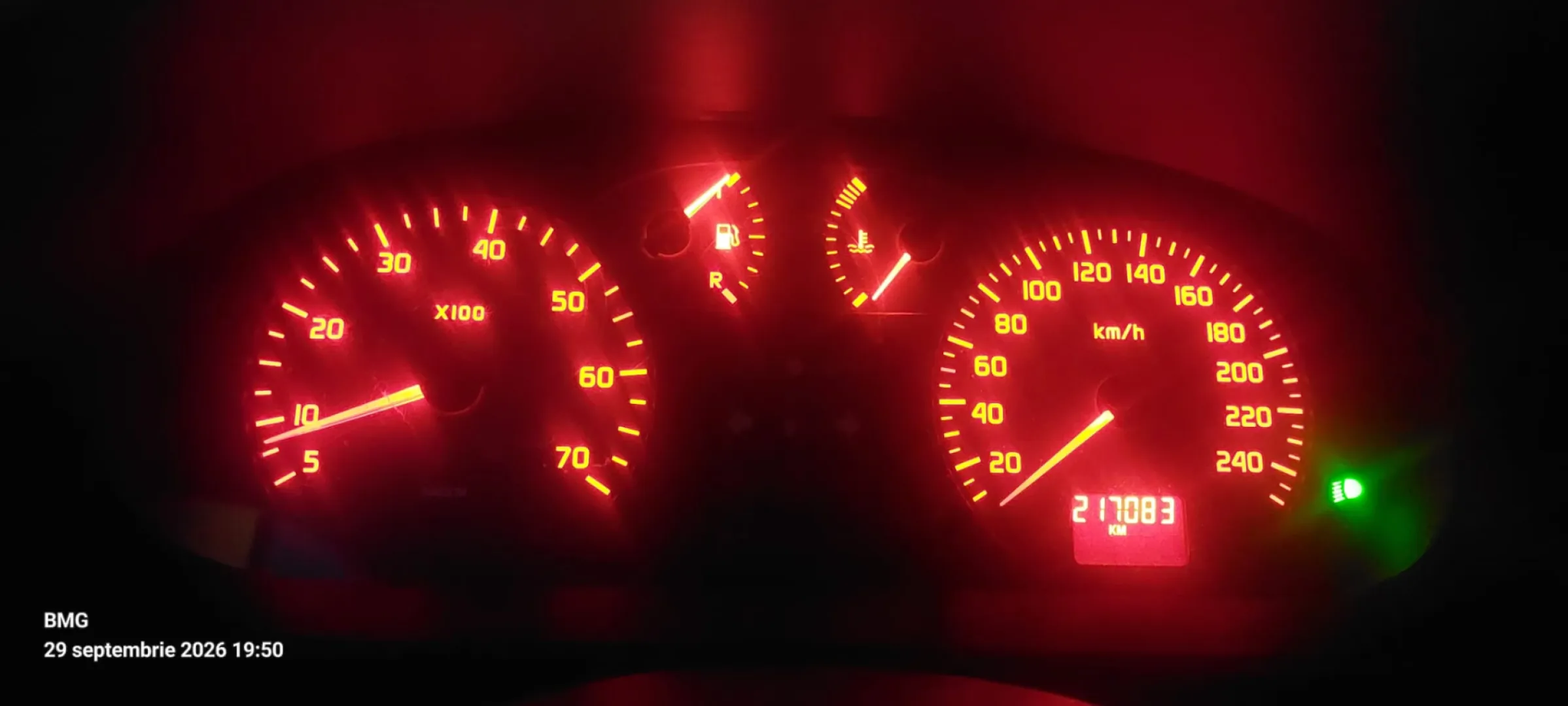Cumpara/ Vinde online Renault Megane 2000 SH, la cel mai bun pret pentru tine!