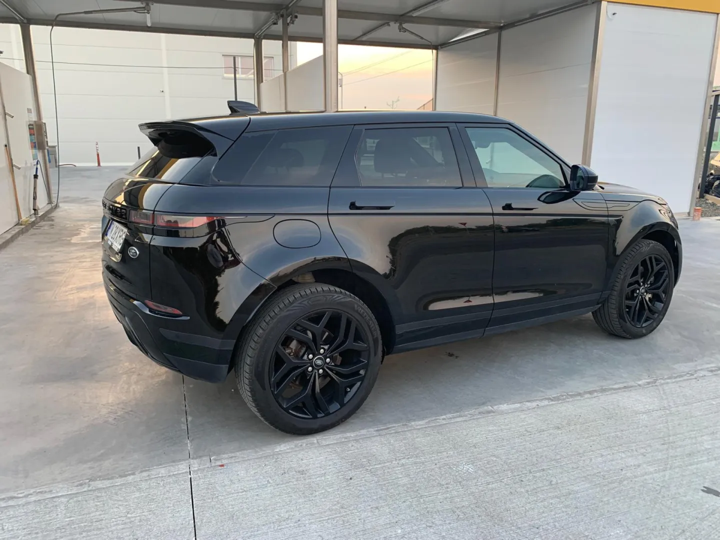 Cumpara/ Vinde online Land Rover Range Rover Evoque 2020 SH, la cel mai bun pret pentru tine!