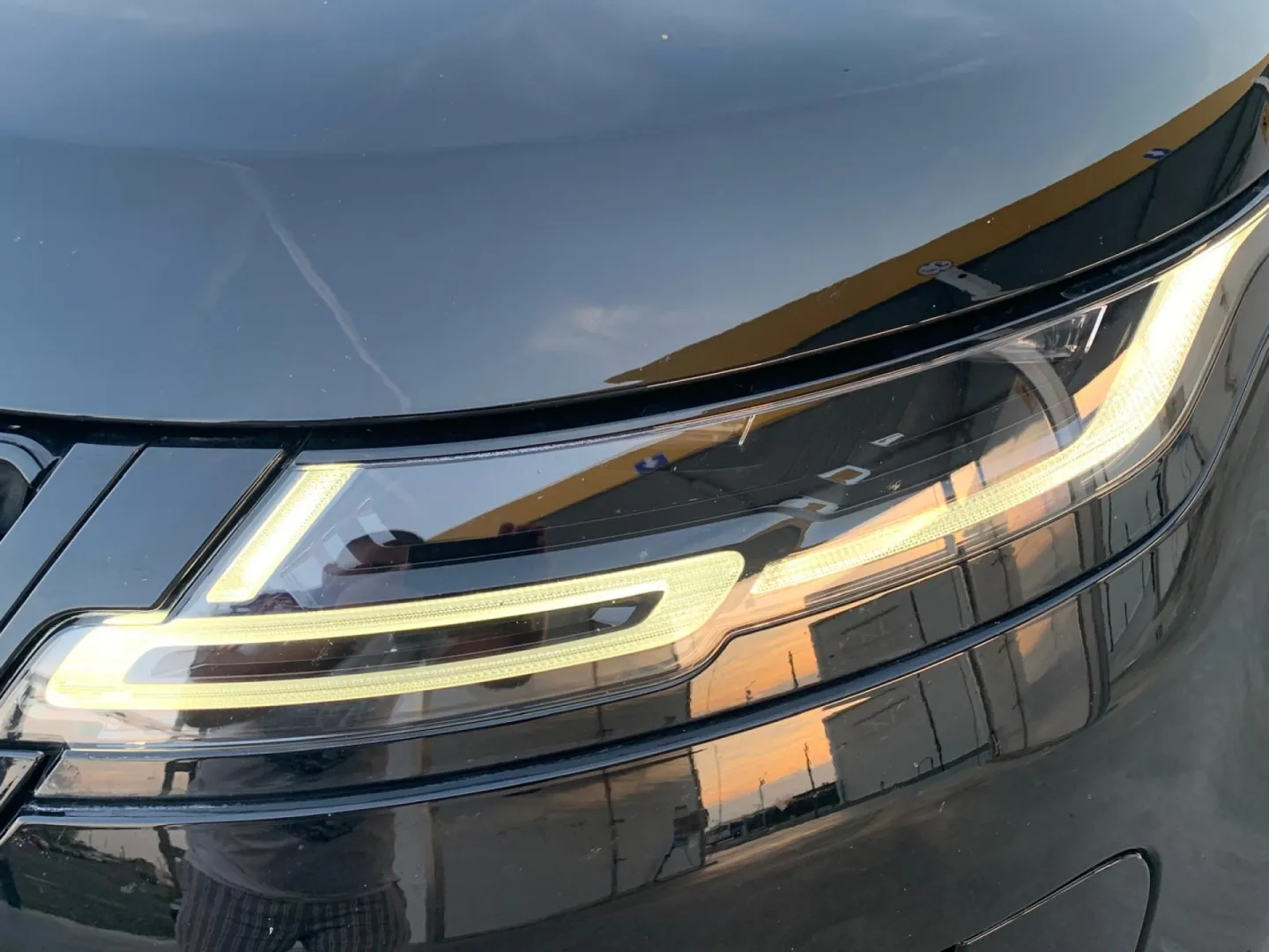 Cumpara/ Vinde online Land Rover Range Rover Evoque 2020 SH, la cel mai bun pret pentru tine!