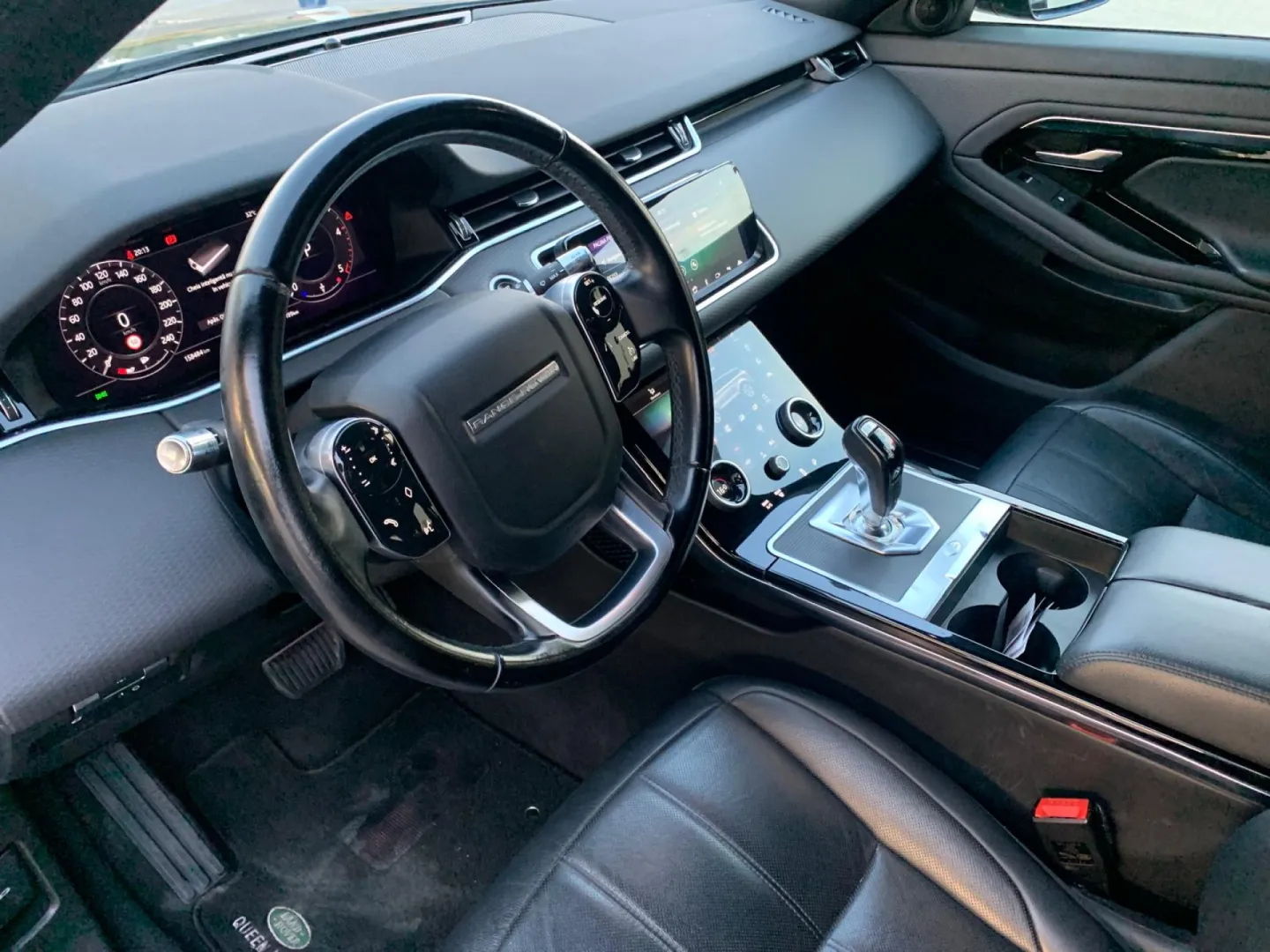 Cumpara/ Vinde online Land Rover Range Rover Evoque 2020 SH, la cel mai bun pret pentru tine!
