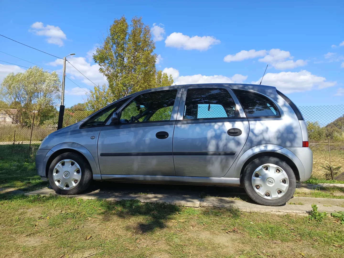Cumpara/ Vinde online Opel Meriva 2006 SH, la cel mai bun pret pentru tine!