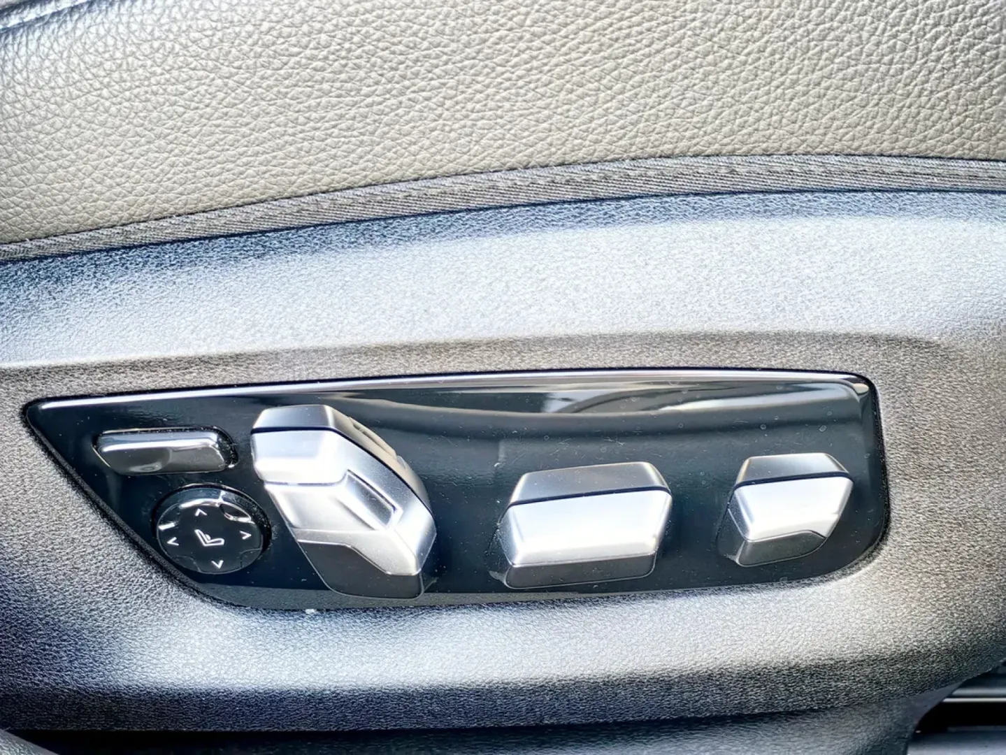 Cumpara/ Vinde online BMW 5 Series 2021 SH, la cel mai bun pret pentru tine!