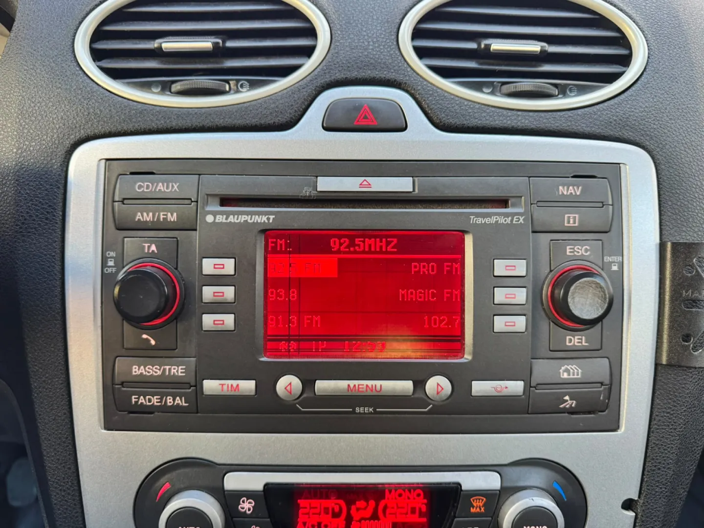 Cumpara/ Vinde online Ford Focus 2007 SH, la cel mai bun pret pentru tine!