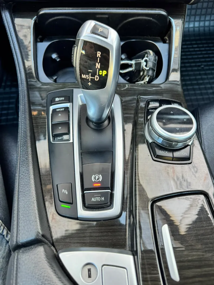 Cumpara/ Vinde online BMW 520 2015 SH, la cel mai bun pret pentru tine!
