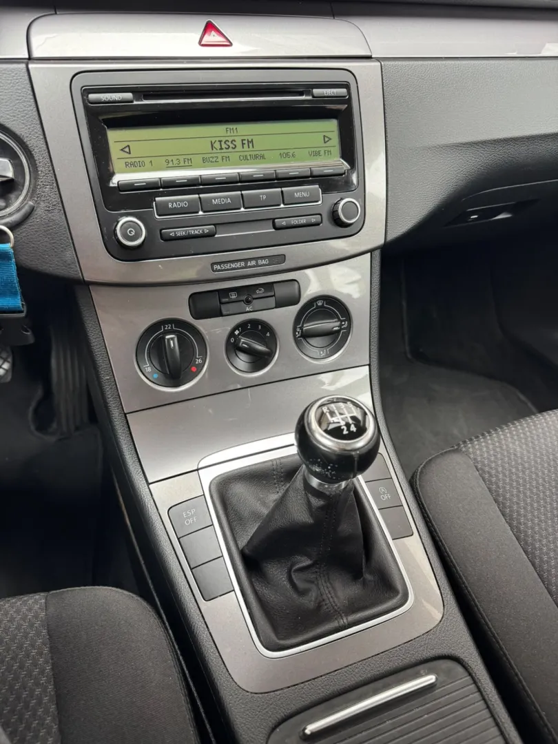 Cumpara/ Vinde online Volkswagen Passat 2010 SH, la cel mai bun pret pentru tine!