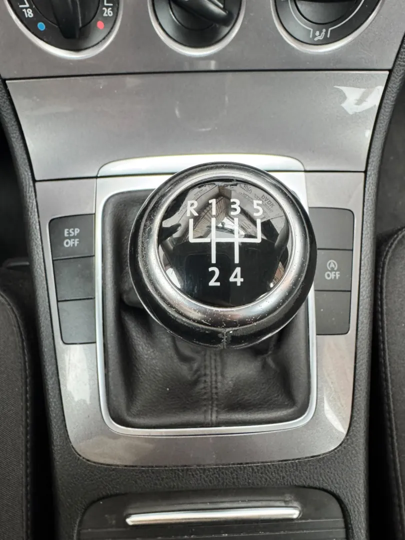 Cumpara/ Vinde online Volkswagen Passat 2010 SH, la cel mai bun pret pentru tine!