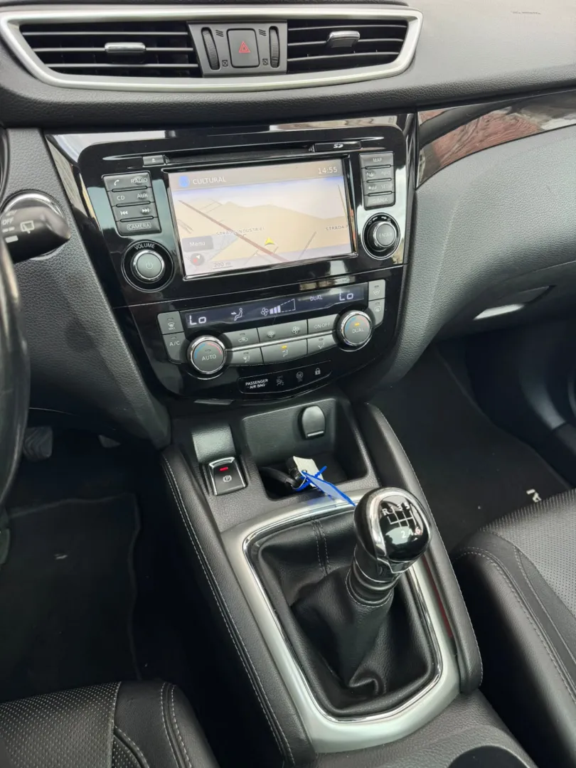 Cumpara/ Vinde online Nissan Qashqai 2015 SH, la cel mai bun pret pentru tine!