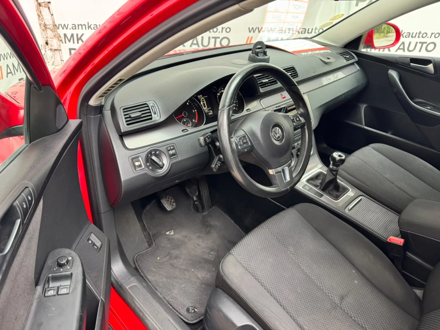 Cumpara/ Vinde online Volkswagen Passat 2010 SH, la cel mai bun pret pentru tine!