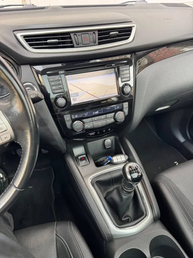 Cumpara/ Vinde online Nissan Qashqai 2015 SH, la cel mai bun pret pentru tine!