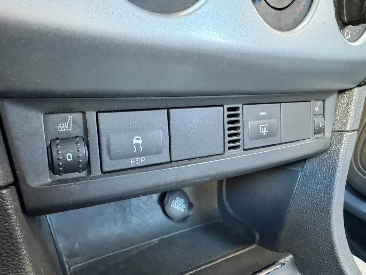 Cumpara/ Vinde online Ford Focus 2007 SH, la cel mai bun pret pentru tine!