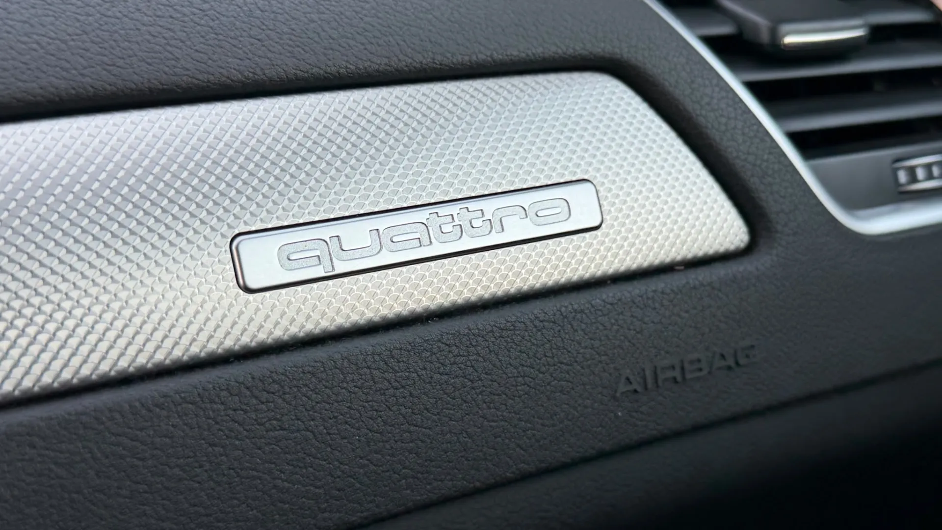 Cumpara/ Vinde online Audi A4 2014 SH, la cel mai bun pret pentru tine!