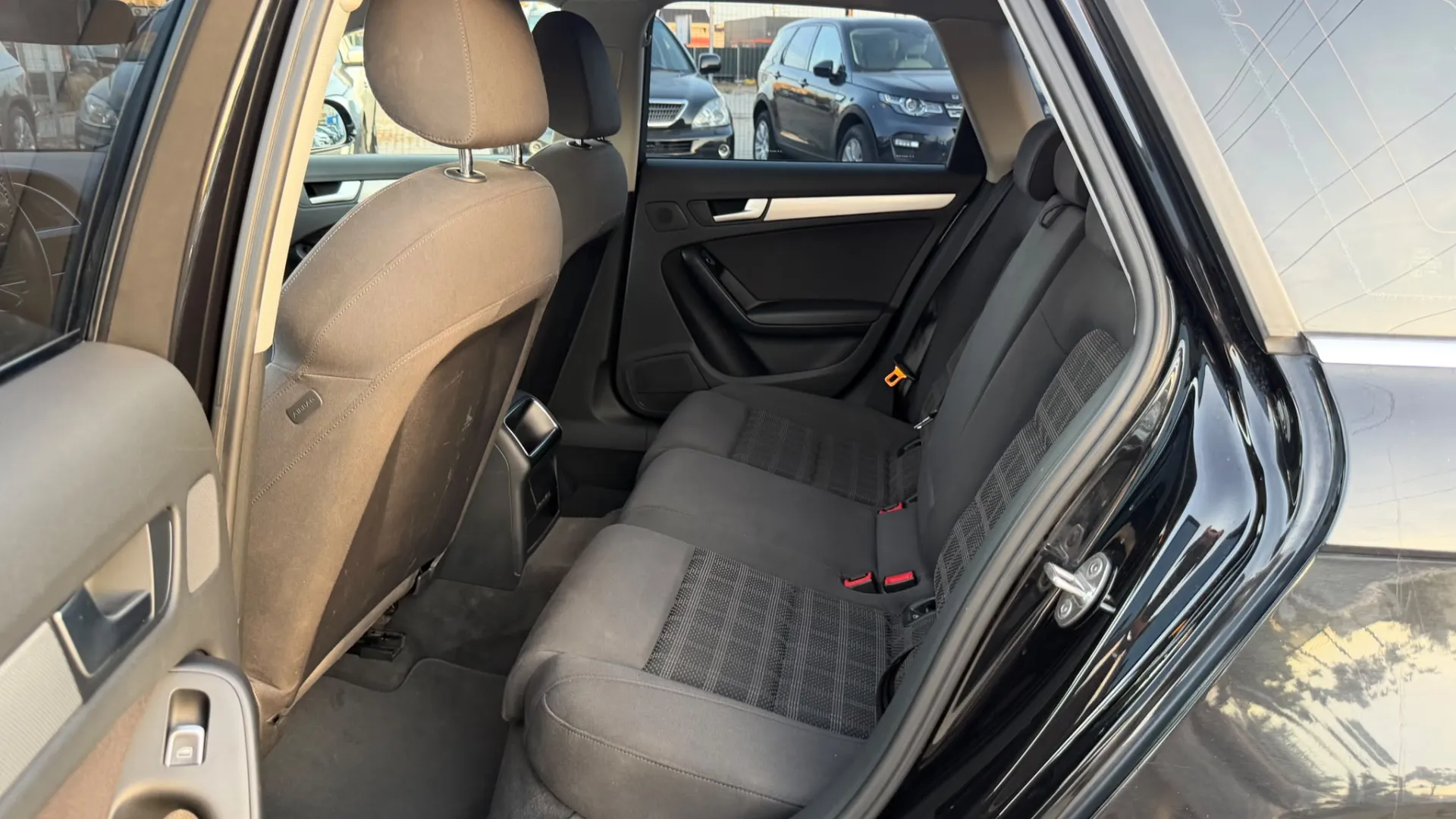 Cumpara/ Vinde online Audi A4 2014 SH, la cel mai bun pret pentru tine!