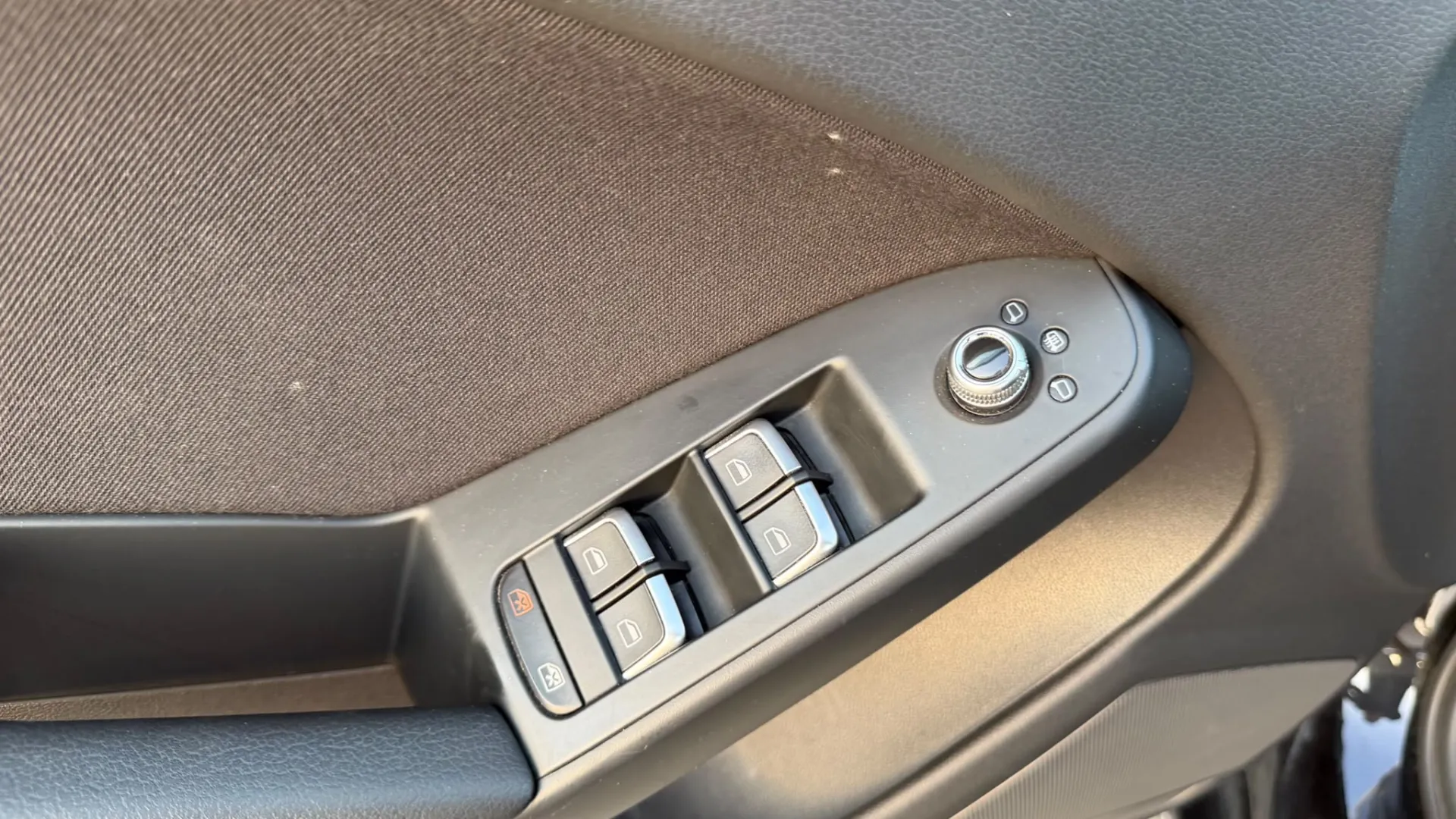 Cumpara/ Vinde online Audi A4 2014 SH, la cel mai bun pret pentru tine!